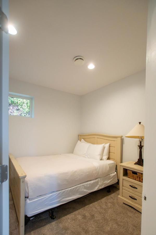 Private Mountainside Home Chilliwack Esterno foto